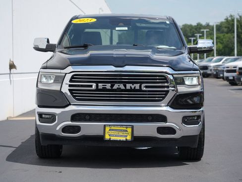 Used 2023 RAM 1500 Laramie AWD/4WD image 8