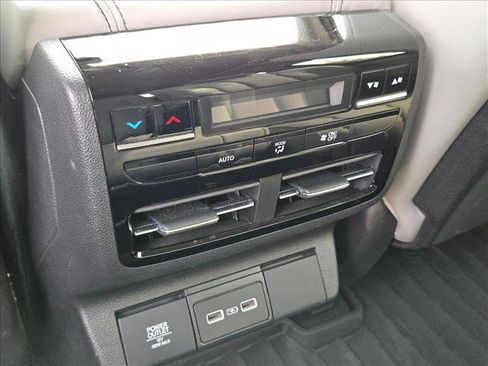Used 2022 Acura MDX FWD w/ Technology Package image 19