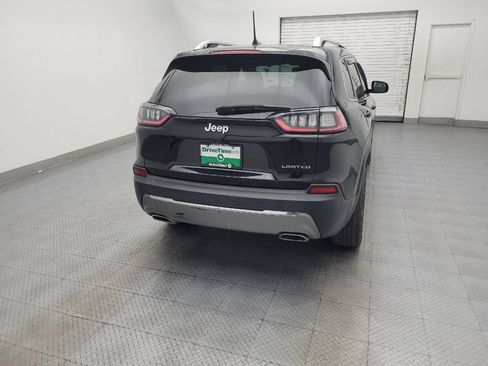 Used 2019 Jeep Cherokee Limited image 7