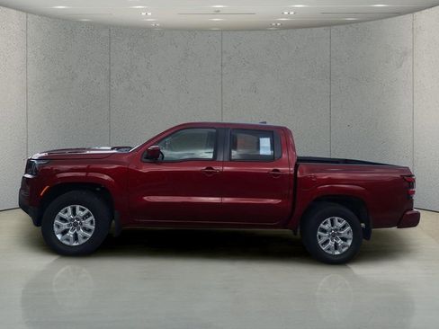 Used 2023 Nissan Frontier SV w/ Technology Package AWD/4WD image 2