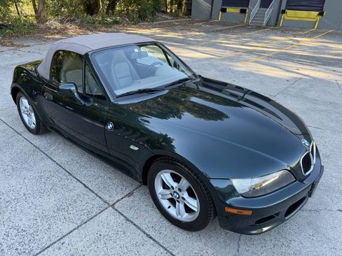 Used 2000 BMW Z3 2.5i RWD image 1