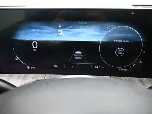 Used 2024 Kia Telluride SX w/ Towing Package FWD image 3