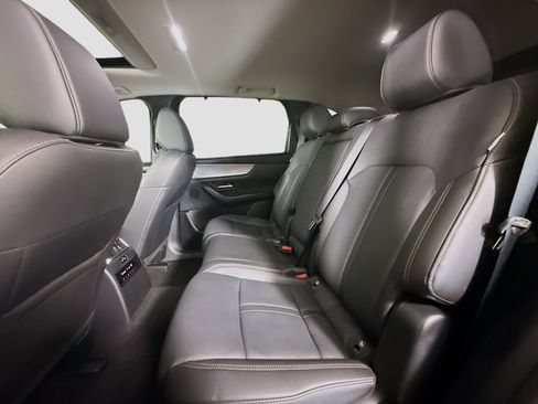 Used 2024 MAZDA CX-90 3.3 Turbo w/ Preferred Package image 25