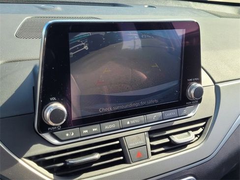 Used 2024 Nissan Altima 2.5 SR image 17