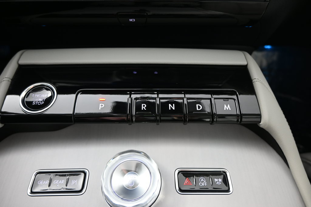 Used 2026 Lincoln Navigator Reserve w/ Jet Appearance Package AWD/4WD image 37