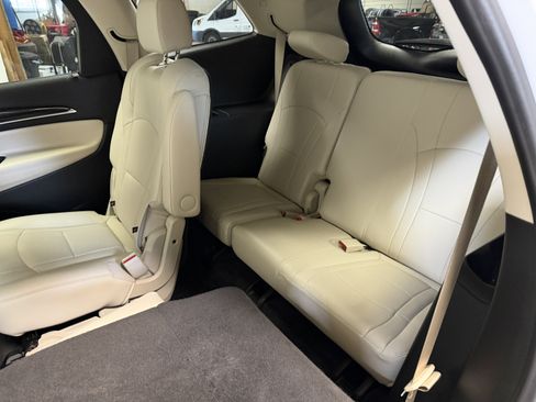 Used 2023 Buick Enclave Essence w/ Experience Buick Package image 26