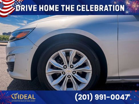 Used 2019 Chevrolet Malibu LT FWD image 37