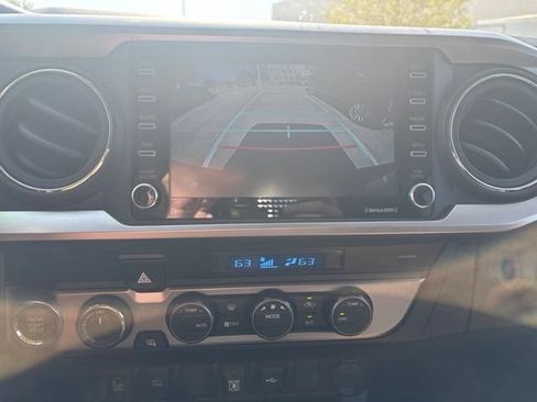 Used 2023 Toyota Tacoma SR5 w/ Technology Package AWD/4WD image 12