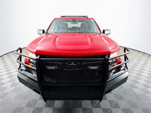 Used 2021 Chevrolet Silverado 1500 Custom Trail Boss w/ LPO, Dark Essentials Package AWD/4WD image 2