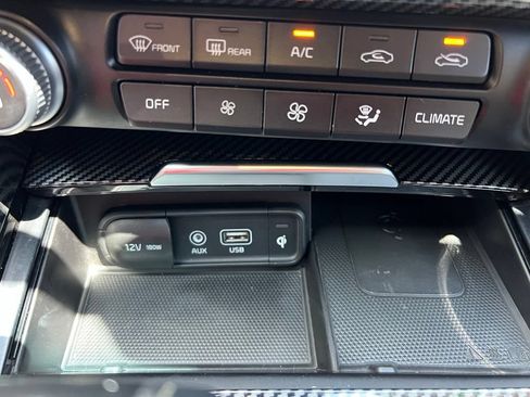 Used 2020 Kia Stinger GT-Line RWD image 41