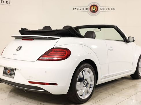 Used 2019 Volkswagen Beetle 2.0T SE FWD image 3
