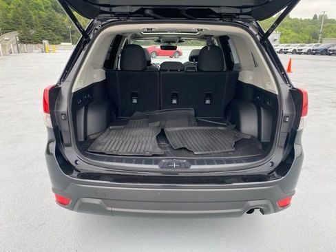Used 2024 Subaru Forester Premium AWD/4WD image 8