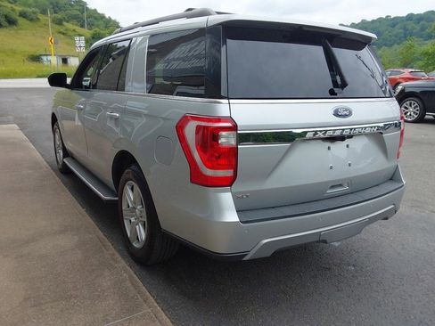 Used 2019 Ford Expedition XLT w/ Equipment Group 202A AWD/4WD image 6