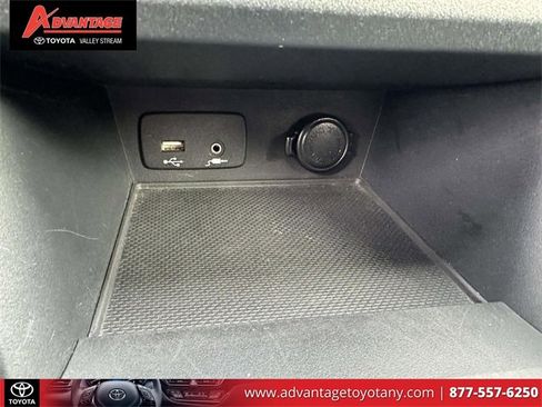 Used 2023 Subaru Crosstrek 2.0i image 33