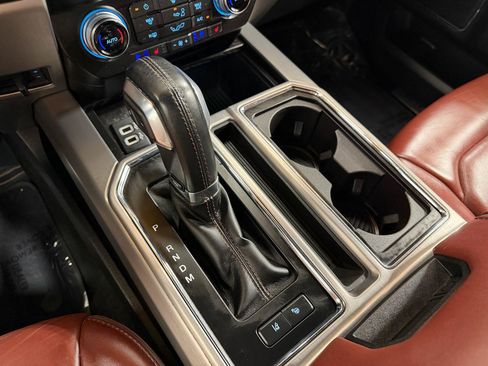 Used 2019 Ford F150 Platinum w/ Equipment Group 701A Luxury AWD/4WD image 20