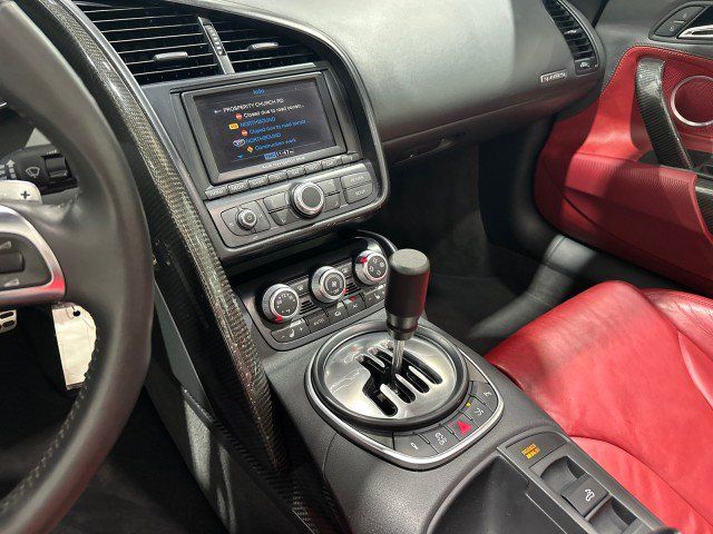 Used 2011 Audi R8 V10 AWD/4WD image 4