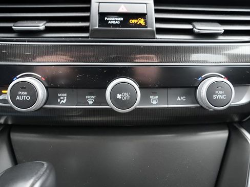Used 2019 Honda Accord Sport image 32