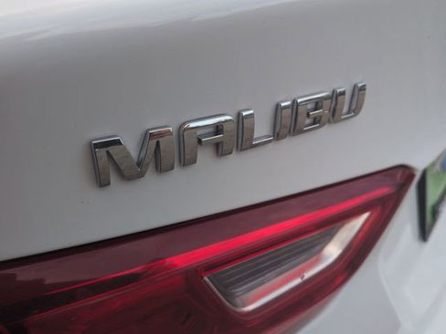 Used 2024 Chevrolet Malibu LT image 32