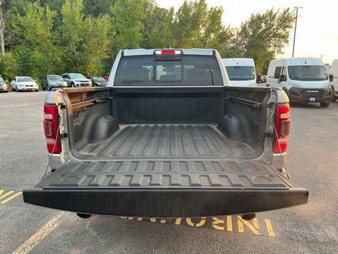 Used 2019 RAM 1500 Laramie AWD/4WD image 20