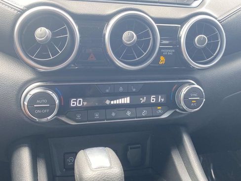 Used 2025 Nissan Sentra SV w/ All-Weather Package FWD image 25