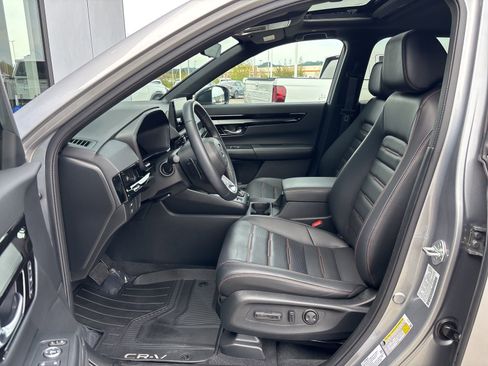Used 2025 Honda CR-V Sport Touring image 10