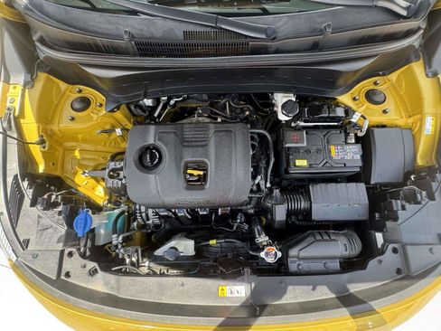 Used 2023 Kia Seltos S FWD image 65