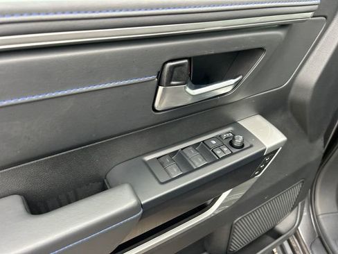 Used 2025 Toyota Tundra Platinum image 33