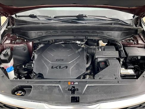 Used 2022 Kia Telluride S FWD image 9