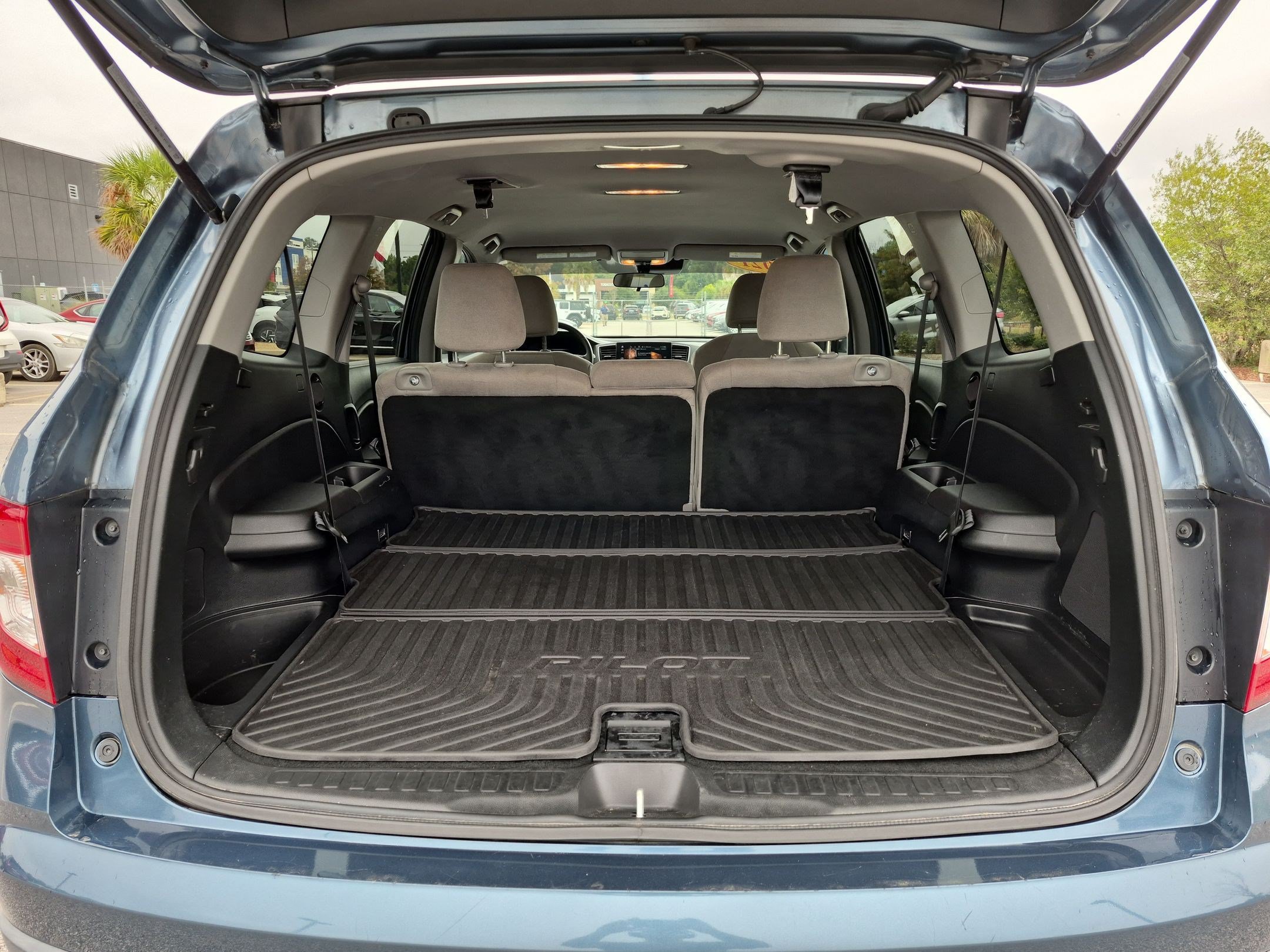 Used 2021 Honda Pilot EX image 29
