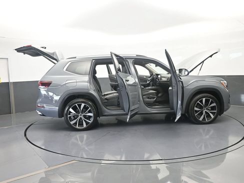 Used 2025 Volkswagen Atlas SEL Premium R-Line AWD/4WD image 67