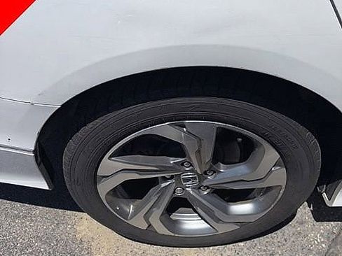 Used 2018 Honda Accord EX-L image 13