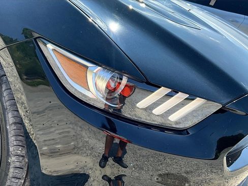 Used 2017 Ford Mustang GT Premium w/ Equipment Group 401A image 26