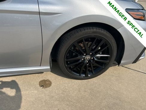 Used 2024 Toyota Camry XSE image 12