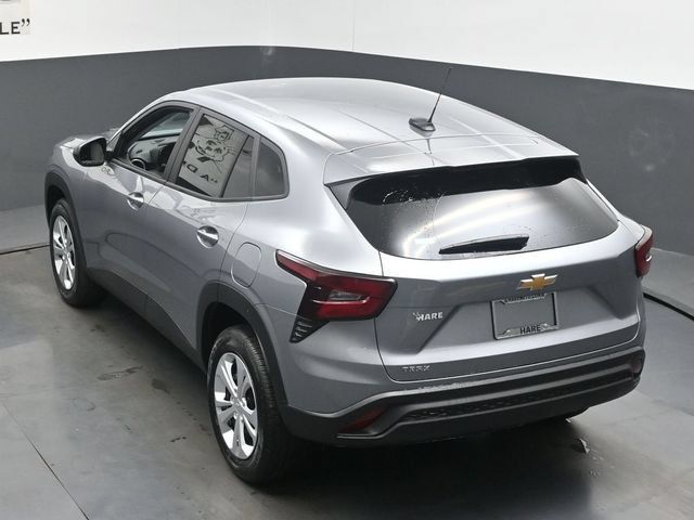 New 2026 Chevrolet Trax LS FWD image 19