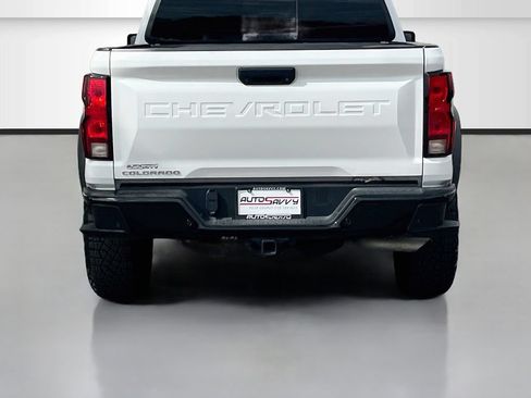 Used 2025 Chevrolet Colorado Trail Boss AWD/4WD image 6