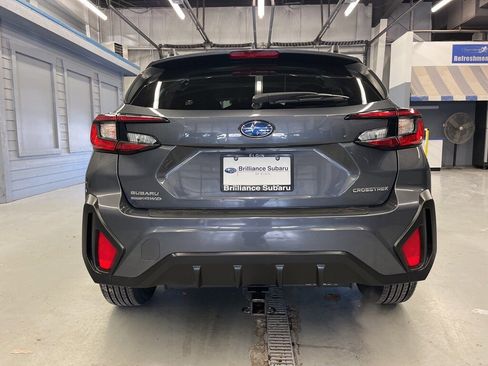 Certified 2024 Subaru Crosstrek 2.0i Premium image 6