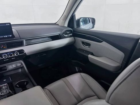Certified 2025 Honda Pilot EX-L image 23