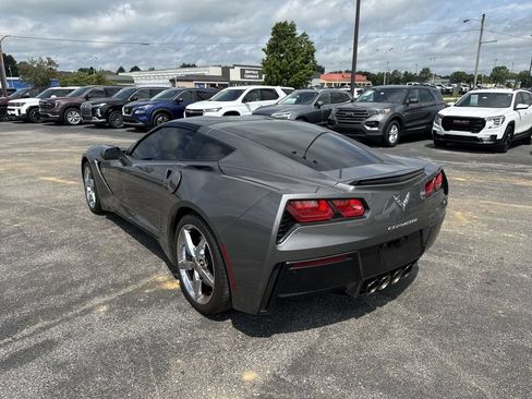 Used 2015 Chevrolet Corvette Stingray Coupe RWD image 4