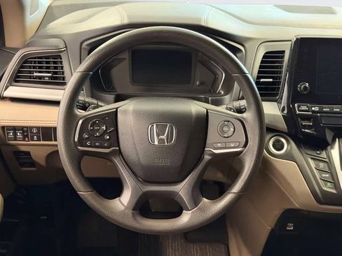 Used 2021 Honda Odyssey EX image 13