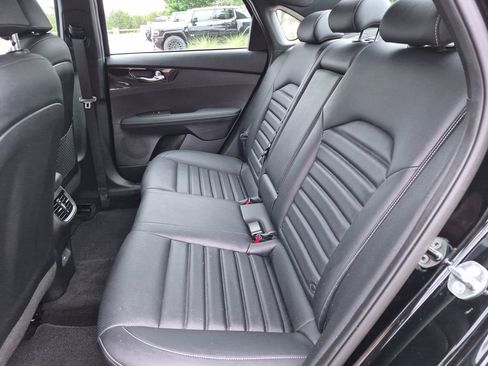 Used 2023 Kia Forte GT-Line w/ GT-Line Premium Package FWD image 33