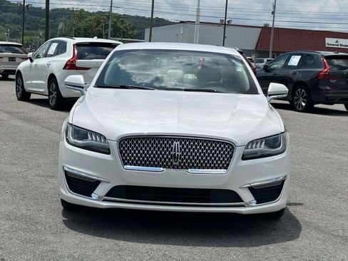 Used 2018 Lincoln MKZ Select w/ Select Plus Package FWD image 2