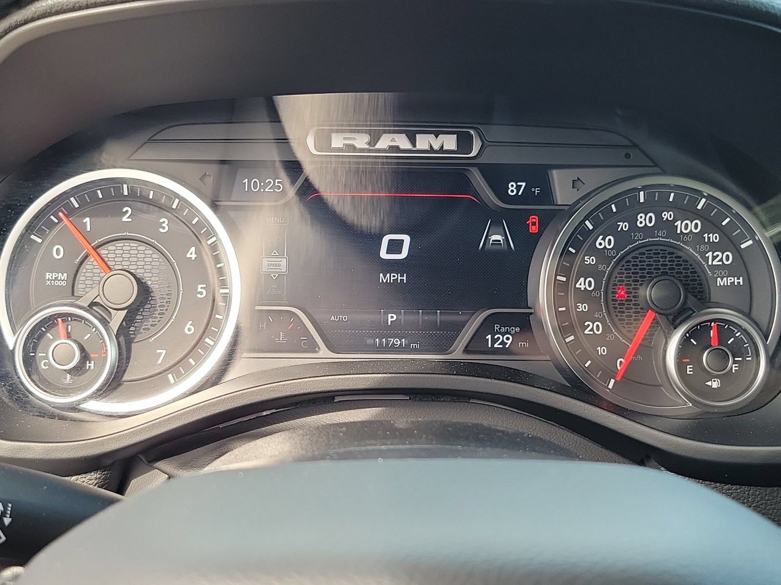 Used 2026 RAM 1500 Laramie AWD/4WD image 26