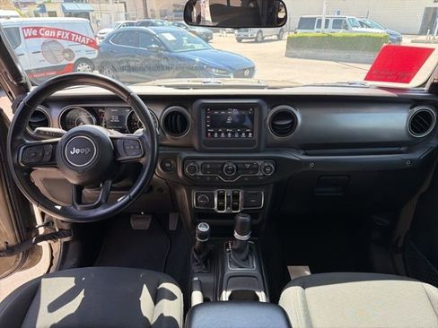 Used 2020 Jeep Gladiator Sport w/ Quick Order Package 24S image 17