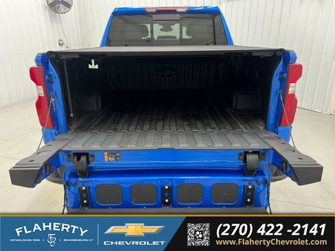 Used 2025 Chevrolet Silverado 1500 LT Trail Boss w/ LT Trail Boss Premium Package AWD/4WD image 21