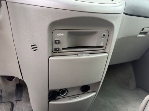 Used 2009 Nissan Quest SE w/ Seat Pkg image 57