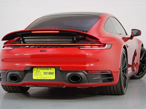 Used 2024 Porsche 911 Carrera S w/ Sport Package image 5
