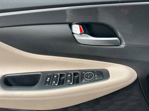 Used 2023 Hyundai Santa Fe SEL image 11