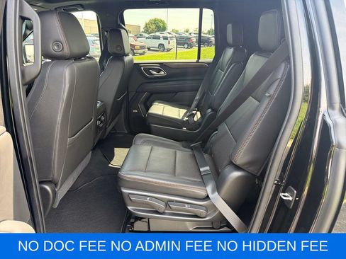 Used 2021 Chevrolet Suburban High Country AWD/4WD image 28