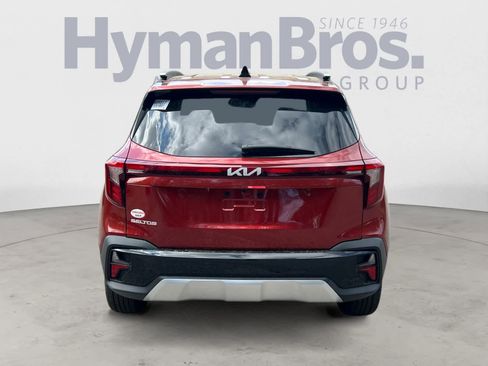 New 2026 Kia Seltos S FWD image 4