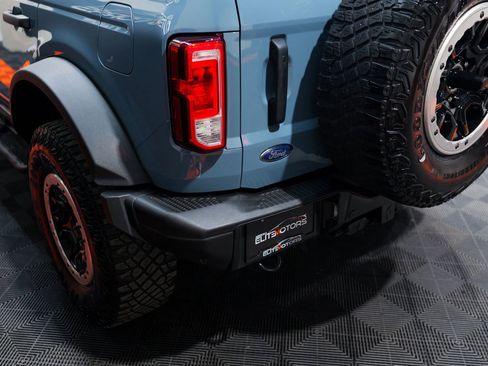 Used 2023 Ford Bronco Black Diamond w/ Sasquatch Package AWD/4WD image 28
